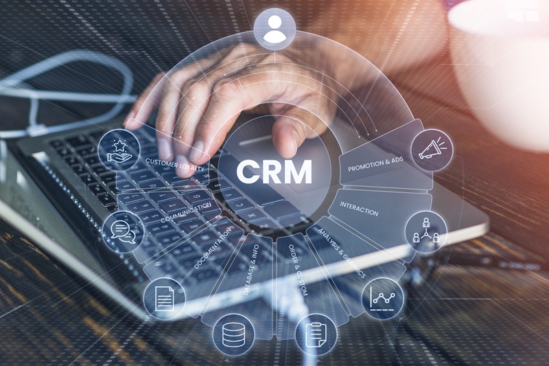 Quels sont les principaux avantages d'un CRM Commercial ?