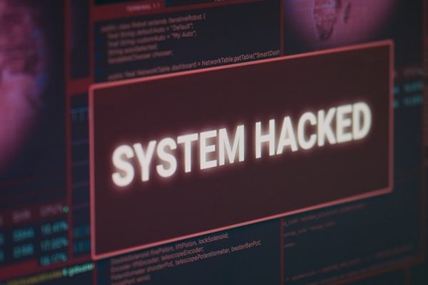 France Travail visée par une cyberattaque : trois individus inculpés et emprisonnés
