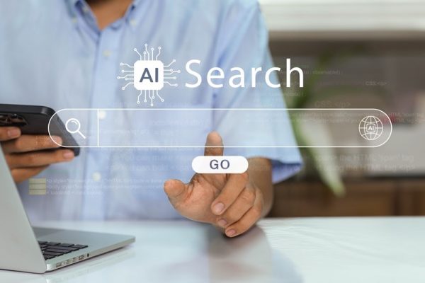 Sundar Pichai, PDG de Google, rassure quant à l'avenir des sites web et du SEO face au progrès de l'IA