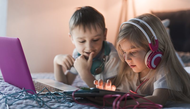 Comment protéger votre enfant des dangers des jeux en ligne ?