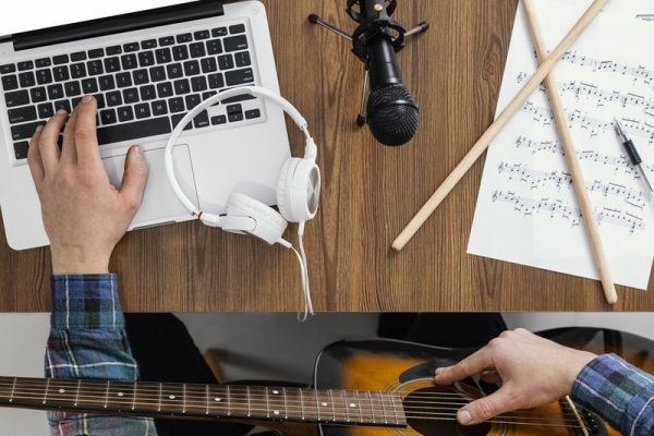 Sony Music en croisade contre l'utilisation non autorisée de sa musique pour entraîner des IA