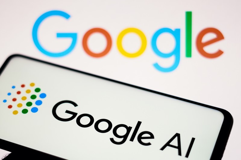 Google AI Overviews et l'impact sur les intentions de recherche : analyse des fluctuations dans divers secteurs