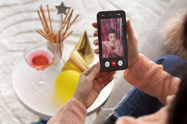 La nouvelle ère de la création vidéo sur TikTok avec l'intelligence artificielle : une révolution pour les marketeurs