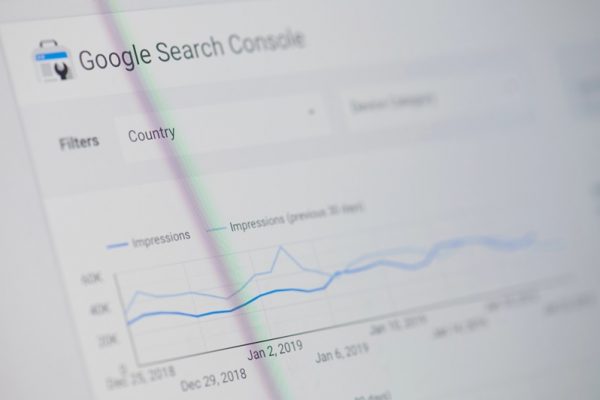 Nouveauté dans Google Search Console : Une vue 24 heures pour des données plus fraîches et réactives