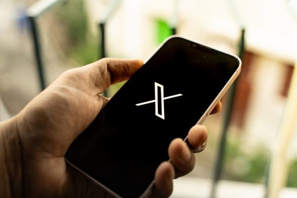 Des nouveaux critères plus stricts pour la monétisation sur X : ce qu'il faut savoir