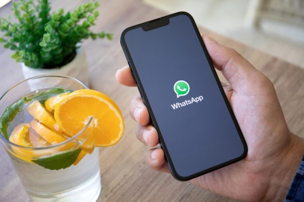 WhatsApp lance la personnalisation des thèmes de discussion