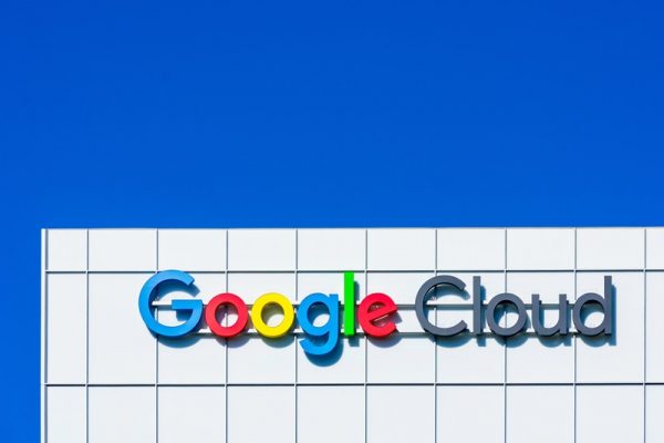 Google Cloud franchit les 100 milliards de dollars de commandes avec ses solutions IA
