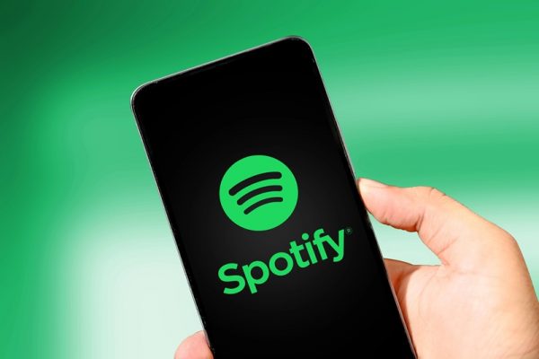 Spotify veut encadrer l’IA musicale avec les majors du disque