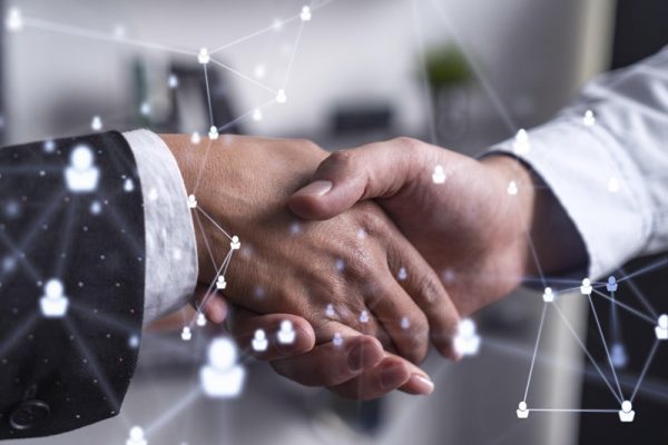 Fidéliser ses clients en ligne : 10 idées pour faire racheter un client qui vous connaît déjà