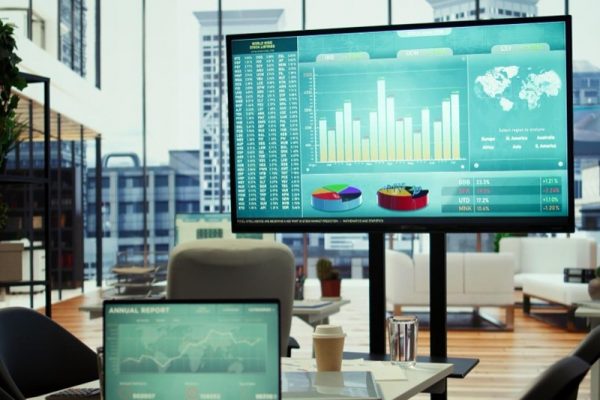 Comment HubSpot permet de piloter marketing et ventes depuis un seul tableau de bord unifié ?